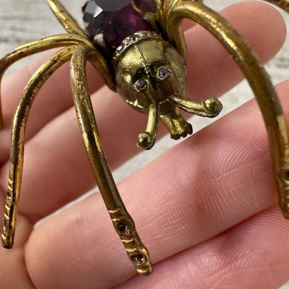 Vintage Art Deco Figural Purple Crystal Body Large Spider Brooch - Picture 2 of 10